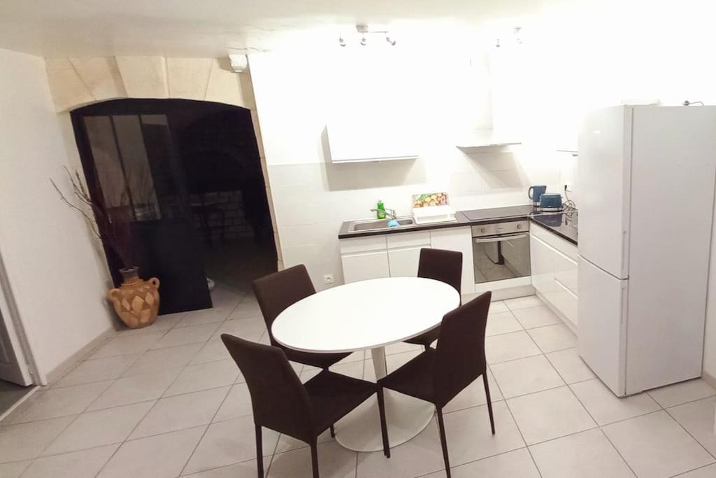 Le Nid - Amboise Gite Semi Troglodyte Bagian luar foto